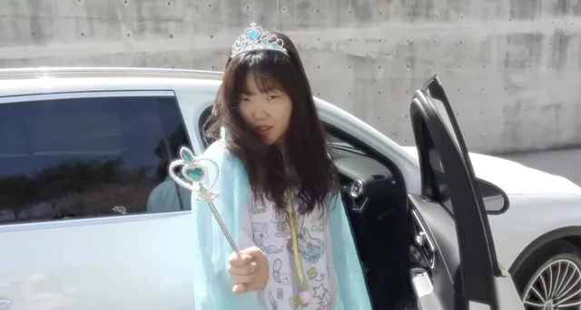 Lee Suhyun AKMU เปย์หนัก! ซื้อโน้ตบุ๊กหรูให้ผู้จัดการ