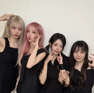 QWER สร้างสถิติใหม่ยอดขายอัลบั้ม 'CEREMONY' ทะลุแสน!