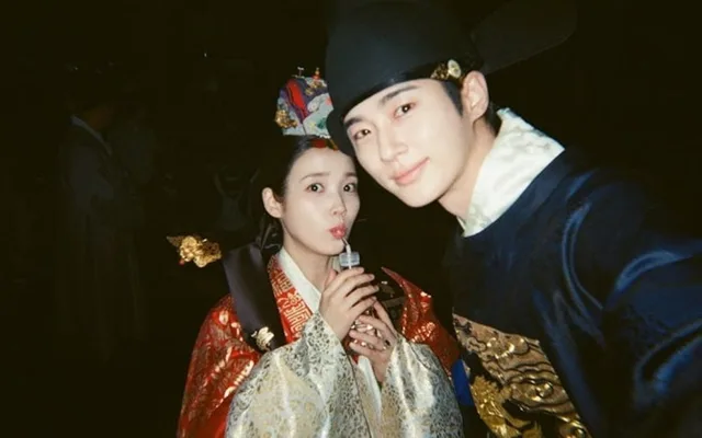 IU และ Byeon Woo Seok พา 'Perfect Crown' ทะยานสู่ความสำเร็จทั้งเรตติ้งและระดับโลก!