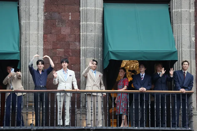 BTS บุกเม็กซิโก! พบประธานาธิบดี ก่อนคอนเสิร์ตขายหมดเกลี้ยง