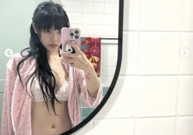 Jimin อดีตสมาชิก AOA ทำแฟนๆ ฮือฮา! โชว์ลุคชุดชั้นในสุดแซ่บ
