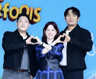 ผู้กำกับและ Park Eun Bin พูดถึงประเด็นดราม่าของ Cha Eun Woo ก่อนซีรีส์ 'Wonderfools' ลงจอ