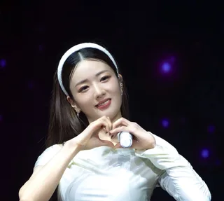 Apink และ STAYC เตรียมร้องเพลงอวยพรงานแต่ง Yoon Bomi และ Rado