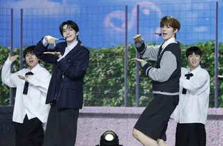 Flare U เดบิวต์แบบปังๆ ด้วย EP แรก 'Youth Error' เปลี่ยนความไม่สมบูรณ์แบบให้เป็นพลัง!