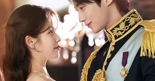 เอ้า! ชาวเน็ตเรียกร้องให้ทำลายสินค้า 'Perfect Crown' หลังดราม่าประวัติศาสตร์