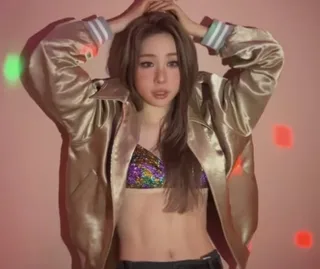 Yoo Yeon Jung จาก I.O.I ทำแฟนๆ ตะลึงกับลุคใหม่สุดแซ่บ โชว์กล้ามท้องแน่นเปรี๊ยะ!