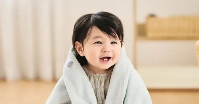 Haru ลูกชาย Shim Hyung Tak กลายเป็นดาวเด่นในวงการโฆษณา