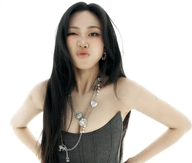 Lee Young Ji แซวตัวเองเรื่องน้ำหนัก “ไม่ลดลงแม้แต่ 1 กรัม”