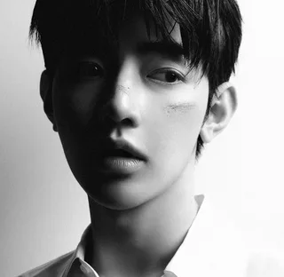 Zhang Hao ปล่อยภาพแฟชั่นเดี่ยวครั้งแรกในเกาหลี ก่อนเดบิวต์กับ AND2BLE
