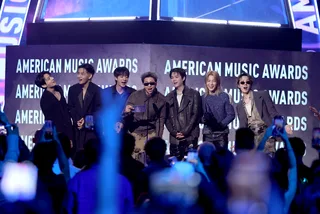 BTS คว้า Artist of the Year บนเวที American Music Awards อีกครั้ง!