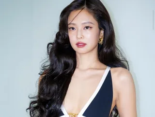 ลุคของ Jennie ในงาน Chanel ที่โซล กลายเป็นไวรัล! แฟนๆ แห่ชม “สไตล์และการวางตัวที่สมบูรณ์แบบ”