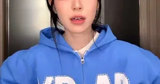 Jiheon fromis_9 วิ่งวุ่นกลางไลฟ์สด หลังรู้ตัวว่าใส่เสื้อสีพรรคการเมืองช่วงเลือกตั้ง!