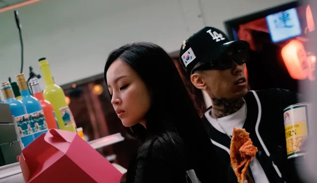 Dok2 กับ Lee Hi อวดความหวานใน Vlog หลังเปิดตัวคบกันอย่างเป็นทางการ!