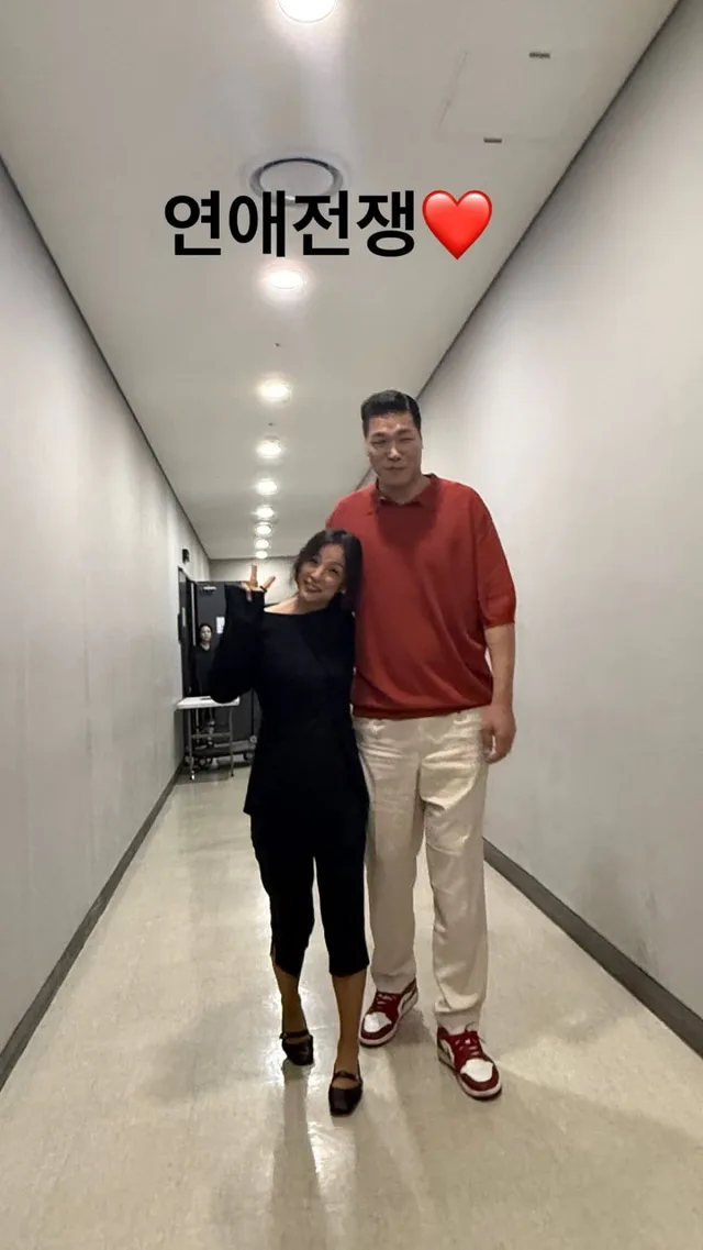 Lee Hyori กับ Seo Jang Hoon เคมีดี๊ดี แถมส่วนสูงที่ต่างกันสุดขีดก็แย่งซีนไปเต็มๆ!