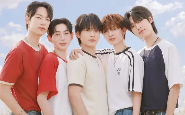 EMOTI:M บอยกรุ๊ปน้องใหม่ เตรียมจัดแฟนมีตติ้งที่ฮ่องกง ก่อนเดบิวต์อย่างเป็นทางการซะอีก!