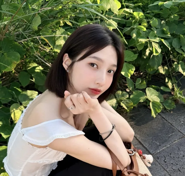 Joy Red Velvet อวดหุ่นแซ่บกับแฟชั่นหน้าร้อนสุดชิล