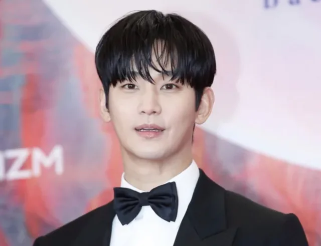 Kim Soo Hyun คัมแบ็ก! เตรียมถ่ายโฆษณาแบรนด์แฟชั่นดัง หลังพักงานไปนานกว่า 1 ปี