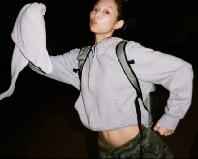 Jennie BLACKPINK เผยเบื้องหลังความสวยเป๊ะที่ New York ก่อนขึ้นเวที Governors Ball