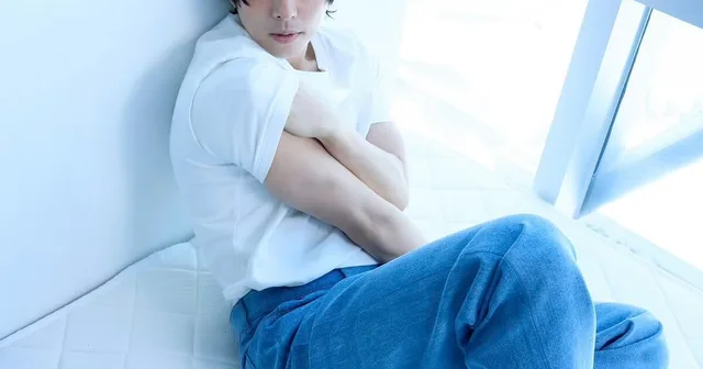 แฟนๆ งงหนักมาก! รูปใหม่ของ Gong Yoo ทำเอาจำแทบไม่ได้ แถมโดนวิจารณ์เรื่องสไตล์ที่ดูพยายามทำตัวเป็นวัยรุ่น