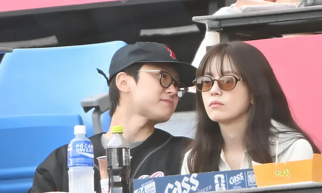 Han Hyo Joo และ Gong Myung โผล่ดูเบสบอลด้วยกัน ก่อนซีรีส์ 'Your Ground' จะลงจอ