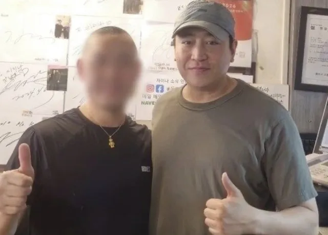 Eric วง Shinhwa ในลุคสบายๆ กับทริปทานอาหารกับครอบครัว