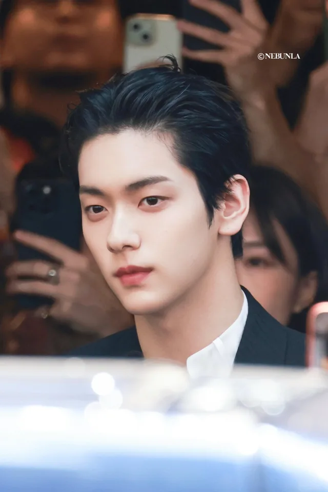 Soobin วง TXT กับทรงผมเสยสุดปังที่ Milan Fashion Week ทำเอาชาวเน็ตเสียงแตก