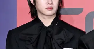 Kim Heechul วง Super Junior จุดประเด็นร้อน! หลังพูดถึงเรื่องให้แฟนสาว “คุกเข่าอ้อนวอน”