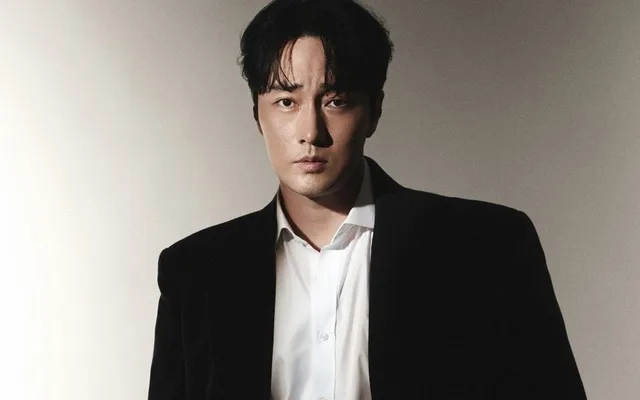 So Ji Sub คัมแบ็ก SBS ในรอบ 13 ปี กับ 'Agent Kim Reactivated' แฟนๆ ลุ้นสร้างตำนานบทใหม่!