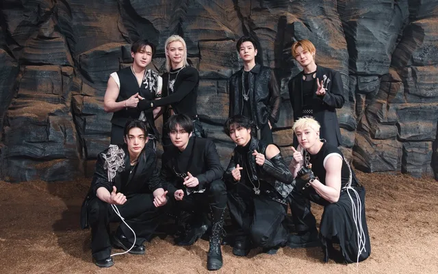 Stray Kids ปังไม่หยุด! 'RUN IT' ทะยานขึ้นอันดับ 1 ชาร์ต iTunes 41 ประเทศทั่วโลก