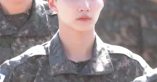 เพื่อนทหารแฉ! Jeonghan วง SEVENTEEN เคยโกหกเรื่องอาชีพตอนเข้ากรม