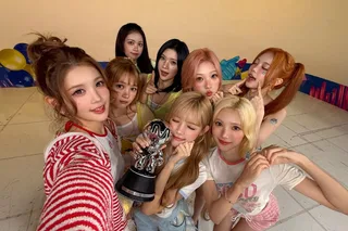 Hearts2Hearts คว้าชัยชนะครั้งแรกบนเวที "M Countdown" ด้วยเพลง "Lemon Tang"!