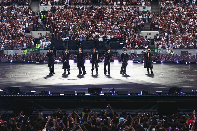 BTS สร้างประวัติศาสตร์หน้าใหม่ที่ Tottenham Hotspur Stadium ดึงแฟนเพลง 130,000 คน
