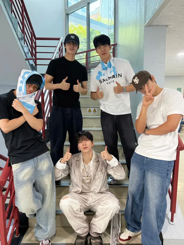 MONSTA X บุกเซอร์ไพรส์ให้กำลังใจ Kihyun ในสเตจโซโล่!