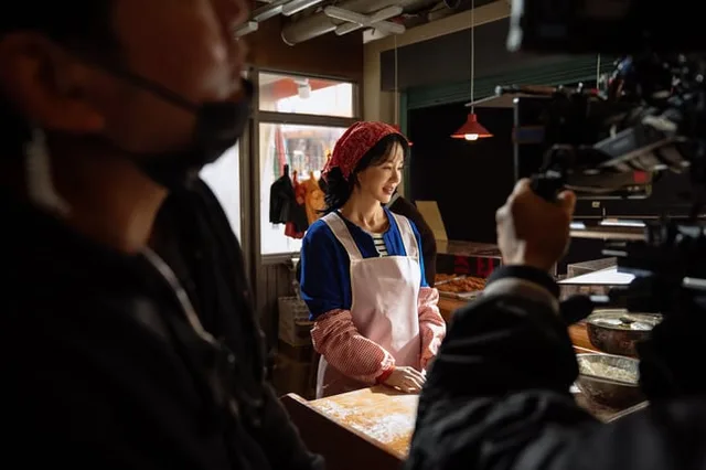 Uhm Jung Hwa กลับมาโชว์บู๊อีกครั้งในภาพยนตร์ 'Okay! Madam 2'