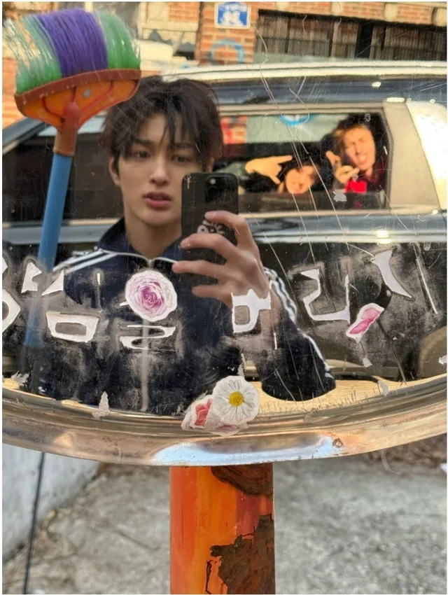 Keonho วง Cortis เจ็บนิ้วก้อยทั้งสองข้าง แต่พร้อมลุยคอนเสิร์ตไม่ถอย!