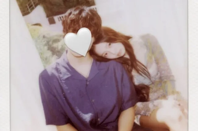 Jennie BLACKPINK ทำโซเชียลแตกตื่น! โพสต์รูปคู่หนุ่มปริศนา ชาวเน็ตแห่เดาใครกันนะ?