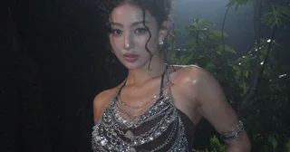 Jihyo TWICE เปล่งประกายความงาม ดึงดูดทุกสายตา!