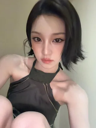 Yuqi (G)I-DLE ปล่อยภาพสุดชิคบน SNS แฟนๆ กรี๊ดสลบ!