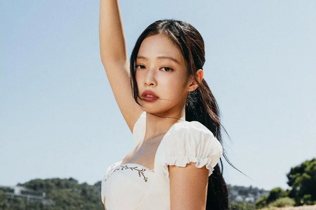 JENNIE ปังไม่หยุด! "Less than a Lover" ขึ้นอันดับ 1 ทั้ง YouTube และ iTunes ทั่วโลก