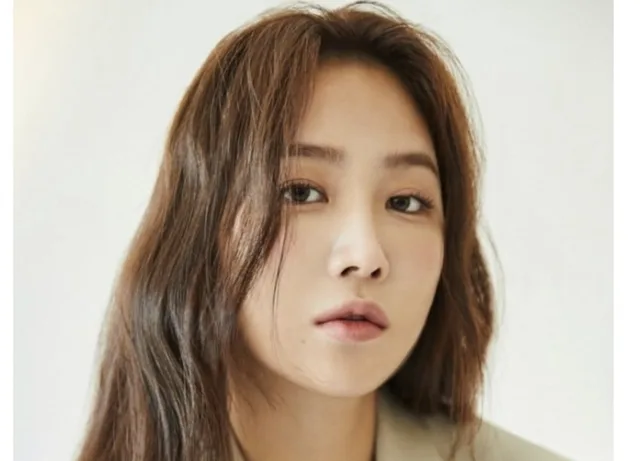 Soyou อดีตสมาชิก SISTAR สูญเสียคุณพ่อ จัดพิธีศพแบบส่วนตัว