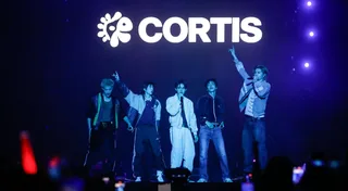 CORTIS เจอเรื่องปวดหัวอีกแล้ว! สาวจีน 2 คนบุกหอพัก ตำรวจรวบตัวได้ทันควัน