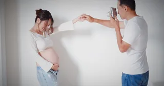 Kim Min Kyung อวดภาพถ่าย Maternity สุดอบอุ่นกับสามี