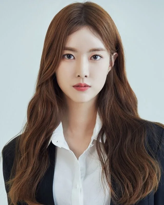 Han Ji Wan เซ็นสัญญาพิเศษกับ Kenneth Company เตรียมลุยงานแสดงเต็มที่!