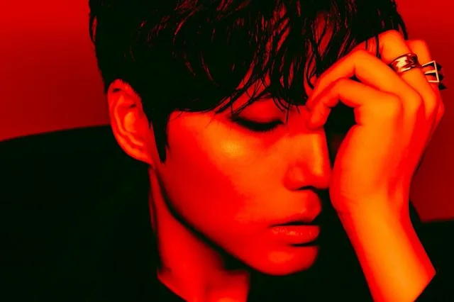 YOUNGEST ของ Young K จาก DAY6 ทุบสถิติยอดขายสัปดาห์แรกในเวลาแค่ 2 วัน!