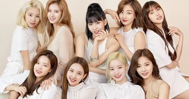 JYP Entertainment ประกาศรับสมัครงานใหม่ ทำเอาแฟนๆ TWICE ลุ้นหนักเรื่องอนาคตของวง!