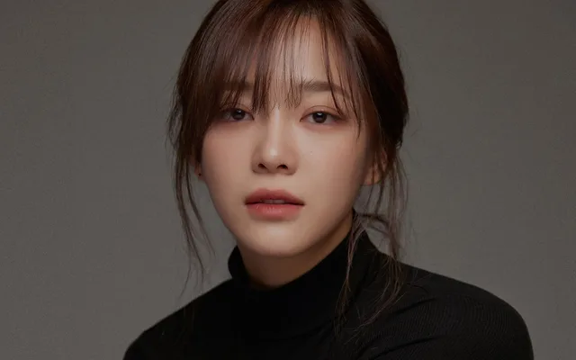 Kim Se Jeong เตรียมสวมบทราชินีนักรบในร่างนักเรียนมัธยม ในซีรีส์ใหม่ 'High School Queen'
