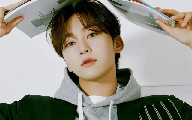 Seungkwan วง Seventeen ออกโรงเคลียร์ข่าวลือทำความดีสุดไวรัล ย้ำชัดเรื่องไม่จริง พร้อมเตือนภัยแฟนๆ ระวังโดนหลอก!