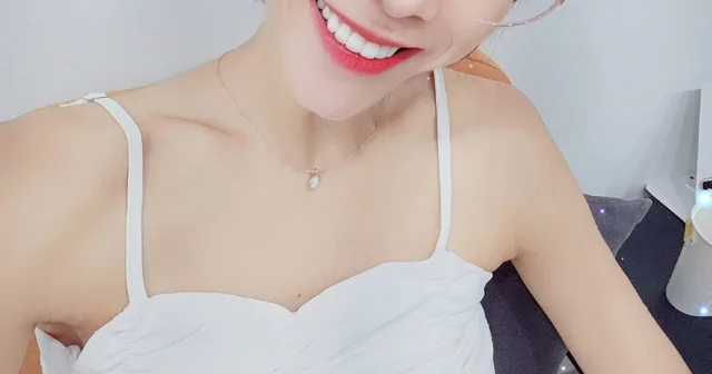 Cho Minah อดีตสมาชิกวง Jewelry เผยเรื่องราวสุดซวย แต่ยังยิ้มได้ พร้อมชวนแฟนๆ ไลฟ์สดครั้งแรก!