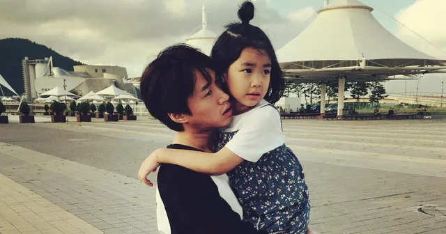 Tablo วง Epik High เผยความรักสุดซึ้งในฐานะพ่อที่มีต่อ Haru