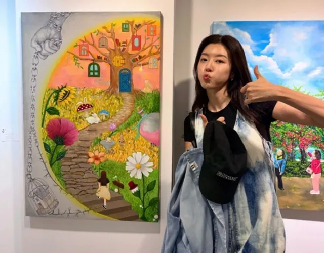 Park Han Byul โชว์ฝีมือด้านศิลปะ คว้าตำแหน่งในนิทรรศการระดับโลก!